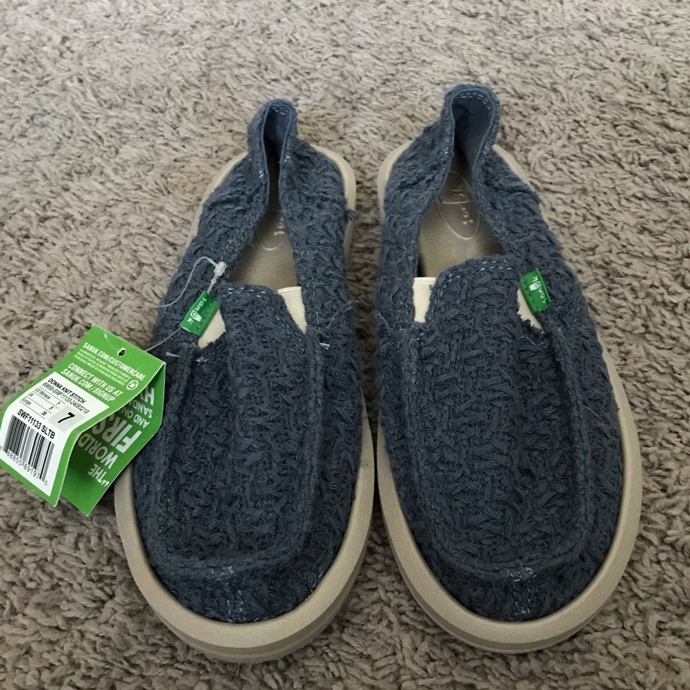 2/$50 NWT Sanuk Sidewalk Surfers